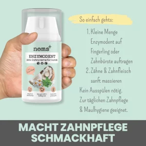 Enzymatische Hundezahnpasta Enzymodent bei der Anwendung am Hund